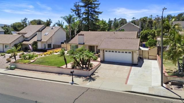 916 Carriage Dr, San Marcos, Active - Home for Sale