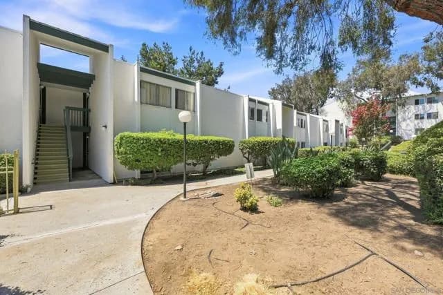 4064 Herfano Ave, San Diego, Active - Home for Sale
