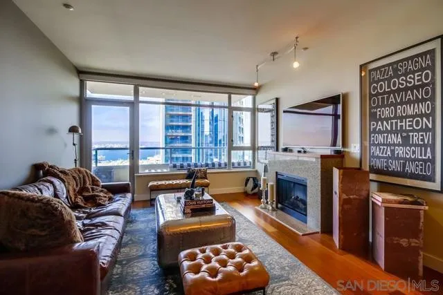 700 W E St, San Diego, Active - Home for Sale
