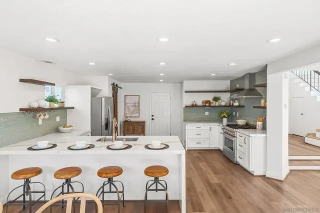1851 Via Primero, Oceanside, Active - Home for Sale