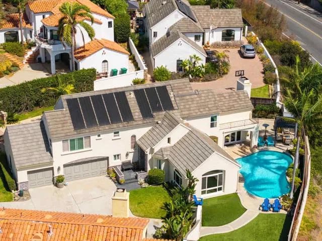 3684 Maria Ln, Carlsbad, Active - Home for Sale