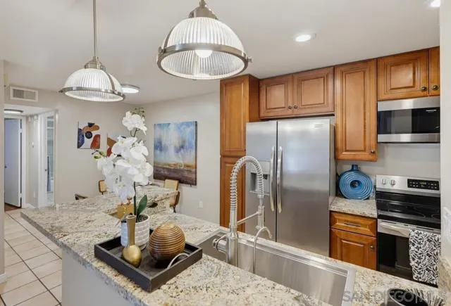 9169 Village Glen, San Diego, Active - Home for Sale