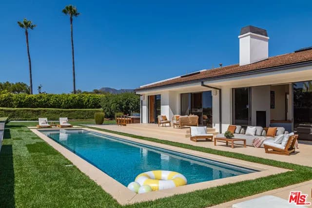 6419 Merritt Dr, Malibu, Active - Home for Sale