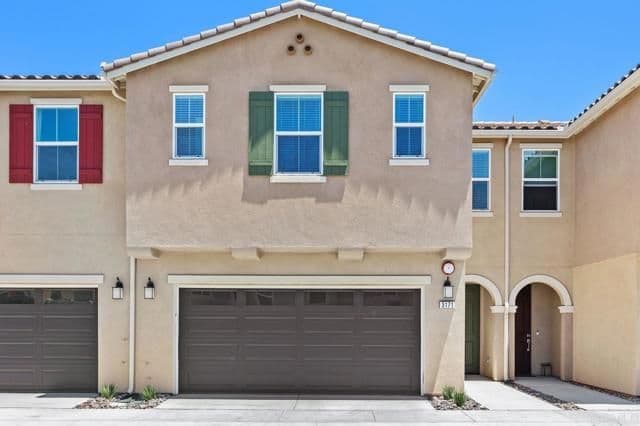 3171 Linwood St, Vista, Active - Home for Sale