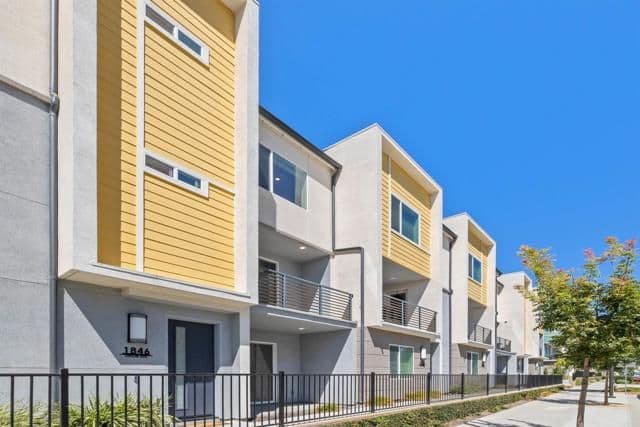 1846 Orion Ave, Chula Vista, Active - Home for Sale