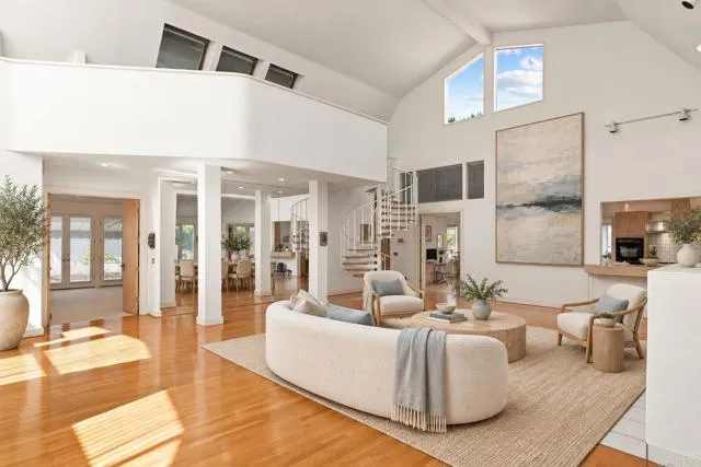 350 Mesa Way, La Jolla, Active - Home for Sale