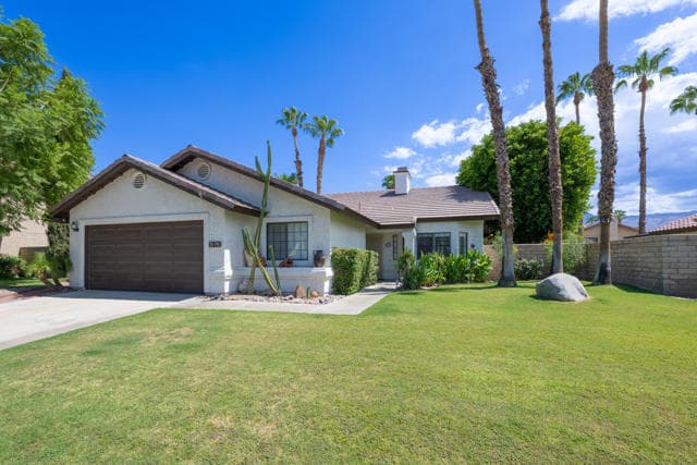 78715 Via Melodia, La Quinta, Active - Home for Sale