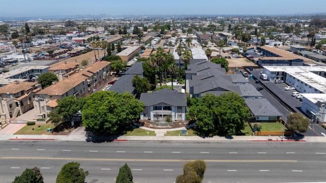 569 E St, Chula Vista, Active - Home for Sale