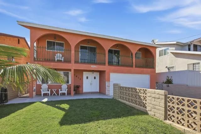 1012 11th St, Imperial Beach, Active - Home for Sale