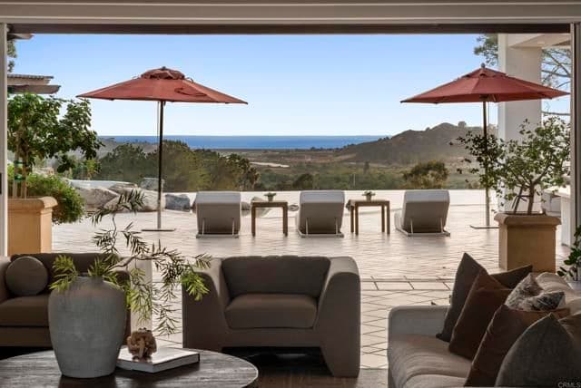 4704 El Mirar, Rancho Santa Fe, Active - Home for Sale