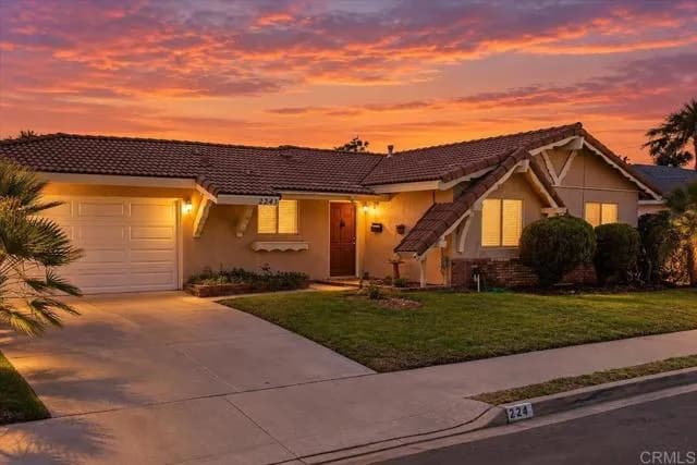 2241 Edgewood Place, Oceanside, Active - Home for Sale