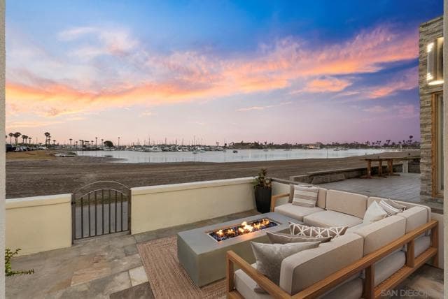 3490 Bayside Walk, San Diego, Active - Home for Sale
