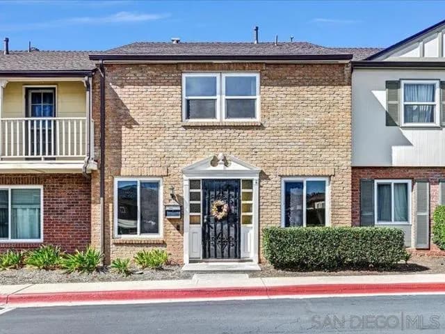 11909 Royal Rd, El Cajon, Active - Home for Sale