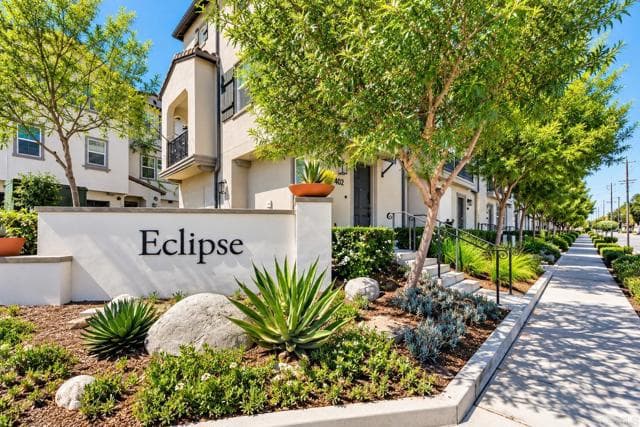 402 Carina Glen, Escondido, Active - Home for Sale