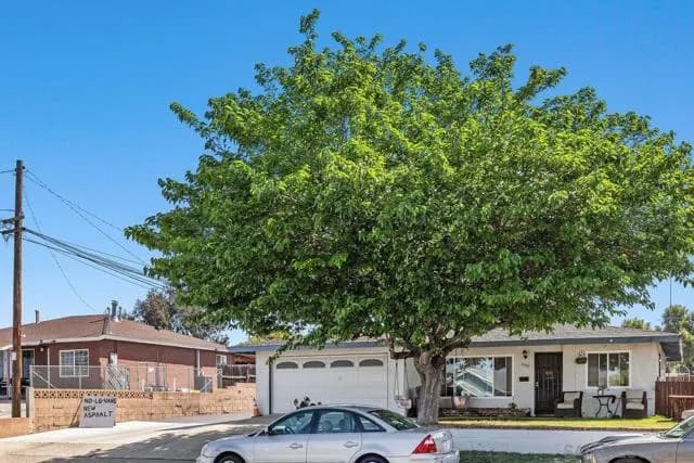 2247 Prospect St, National City, Active - Home for Sale