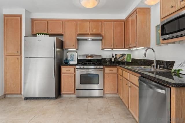 10865 Macouba Place, San Diego, Active - Home for Sale