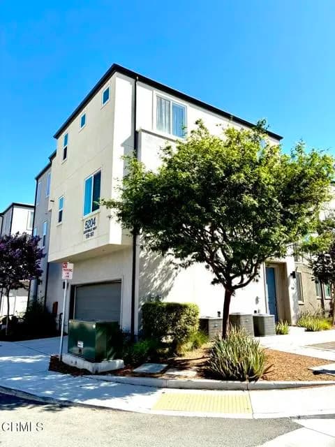 5204 Surfwalk Way, San Diego, Active - Home for Sale