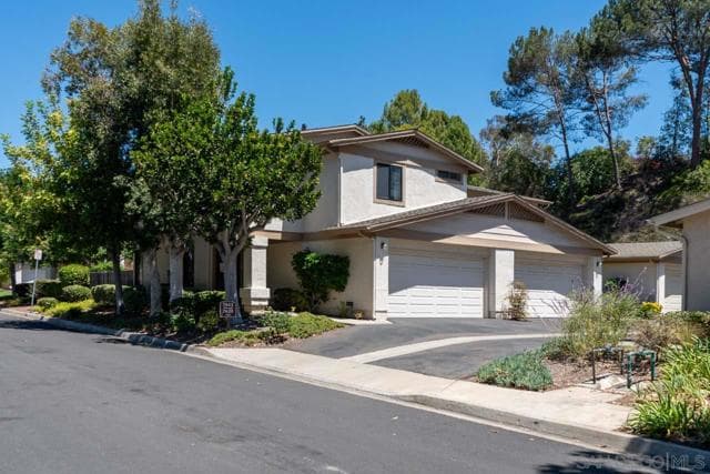7621 Rainswept Ln, San Diego, Active - Home for Sale