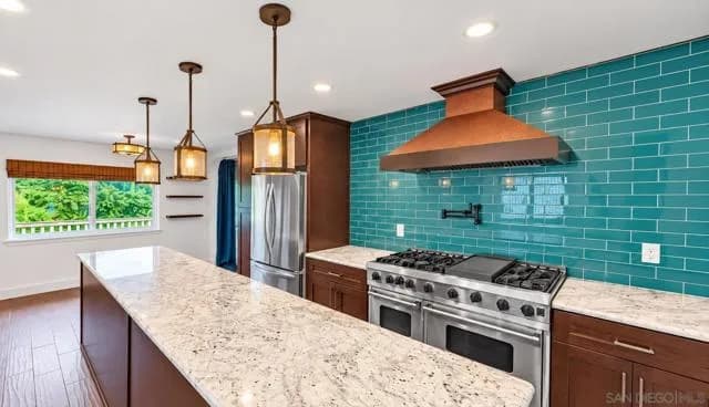 1229 Sandra Circle, Vista, Active - Home for Sale