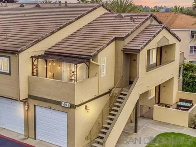 5045 Los Morros Way, Oceanside, Active - Home for Sale