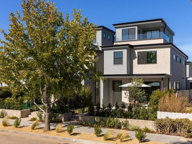 3721 Yosemite St, San Diego, Active - Home for Sale