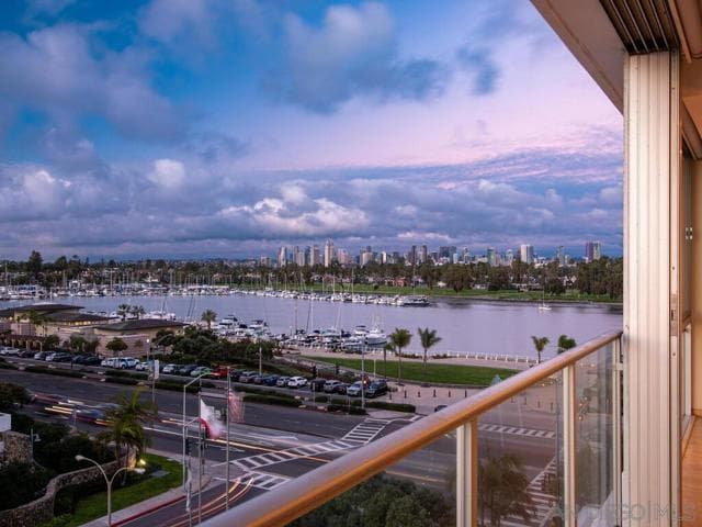 1810 Avenida Del Mundo, Coronado, Active - Home for Sale