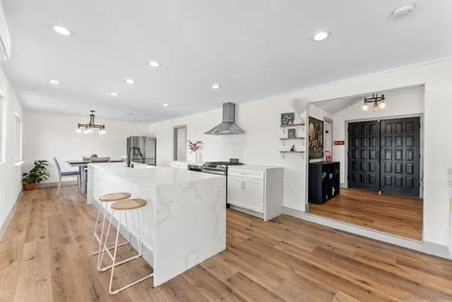 10111 Cliffwood Dr, La Mesa, Active - Home for Sale
