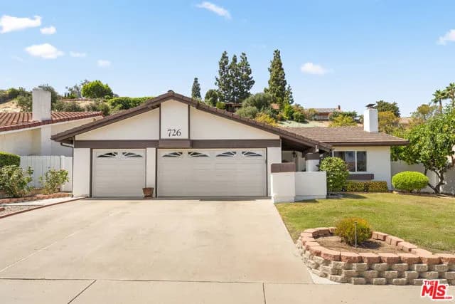 726 Dewane Dr, El Cajon, Active - Home for Sale