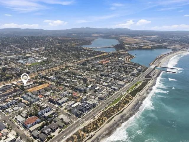 318 Juniper Ave, Carlsbad, Active - Home for Sale