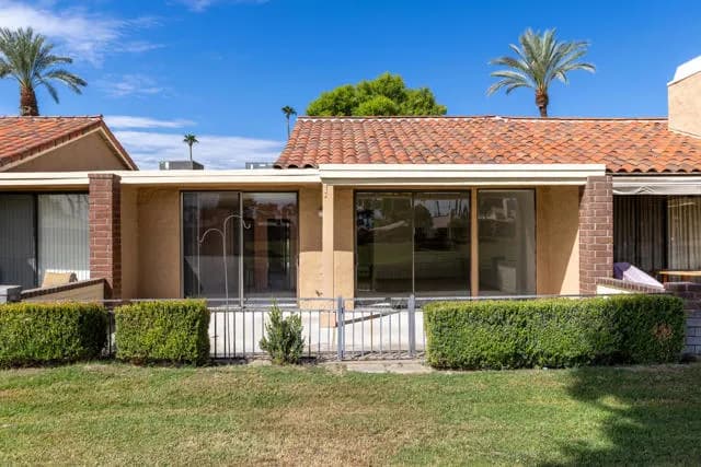 250 Serena Dr, Palm Desert, Active - Home for Sale