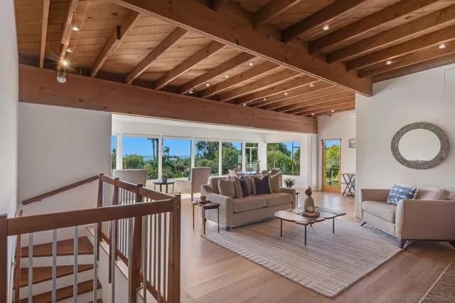 1117 Solana Dr, Del Mar, Active - Home for Sale