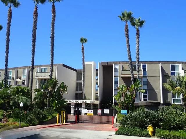 3050 Rue D' Orleans, San Diego, Active - Home for Sale