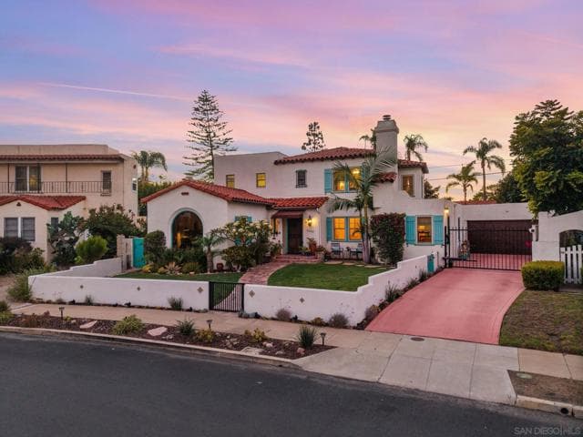 4642 E Talmadge Dr, San Diego, Active - Home for Sale