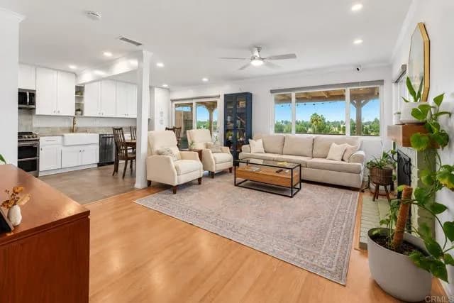 5470 Baltimore Dr, La Mesa, Active - Home for Sale