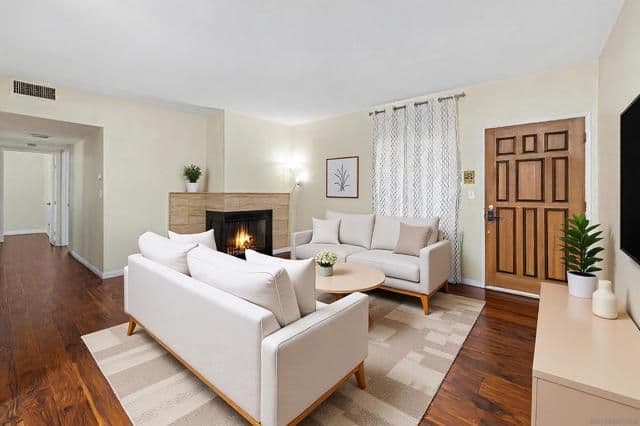 4550 Glacier, San Diego, Active - Home for Sale