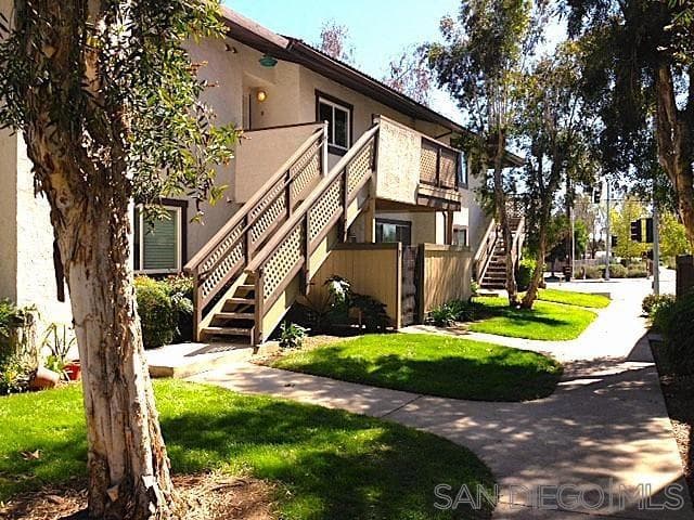9821 Caspi Gardens Dr, Santee, Active - Home for Sale