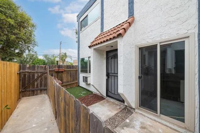 8138 Winter Gardens Blvd, Lakeside, Active - Home for Sale