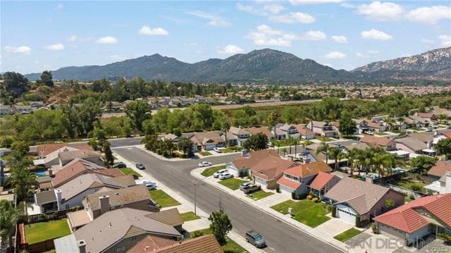 44616 Via Lucido, Temecula, Active - Home for Sale