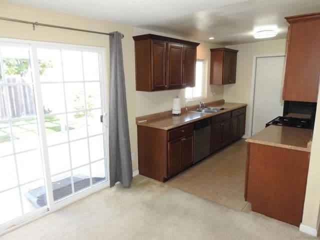1069 Woodhaven Dr, Spring Valley, Active - Home for Sale