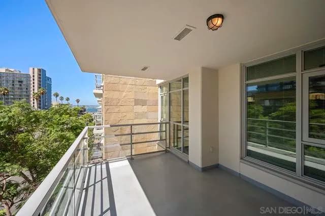 1431 Pacific Hwy, San Diego, Active - Home for Sale