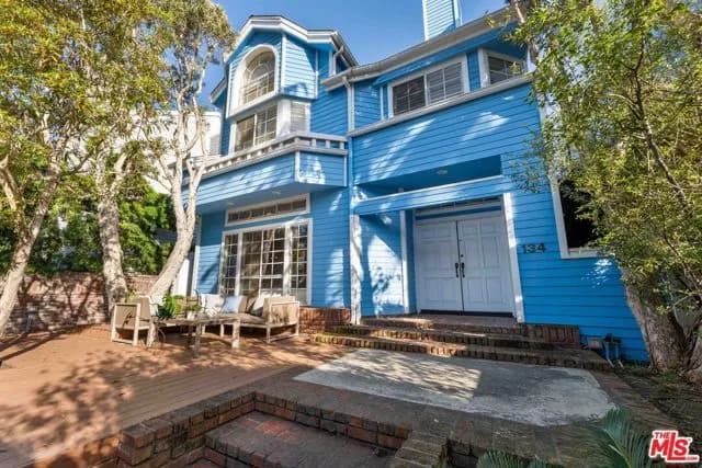 134 Roma Court, Marina Del Rey, Active - Home for Sale