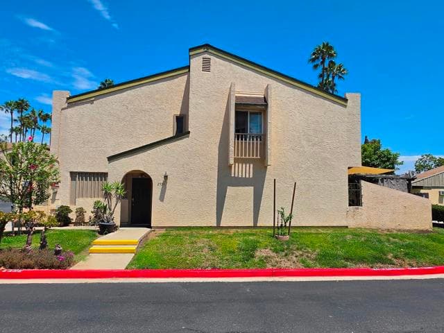 2531 Caminito Hiedra, San Diego, Active - Home for Sale