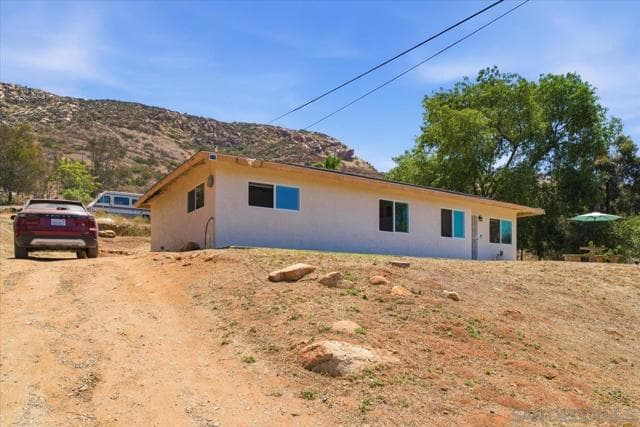 11305 Rocky Ln, Lakeside, Active - Home for Sale