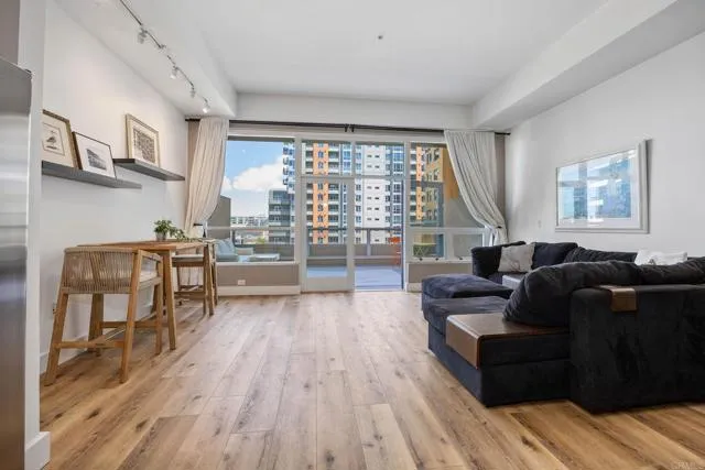 350 W Ash St, San Diego, Active - Home for Sale