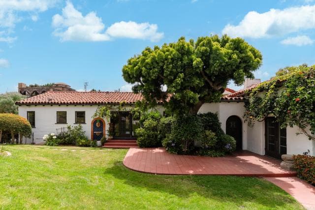 1406 La Jolla Knoll, La Jolla, Active - Home for Sale