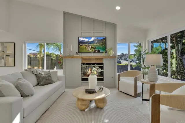 13263 Russet Leaf Ln, San Diego, Active - Home for Sale