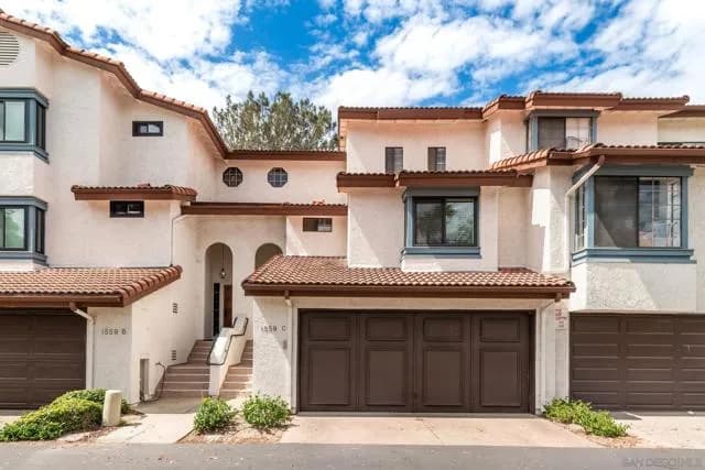1559 Apache Dr, Chula Vista, Active - Home for Sale