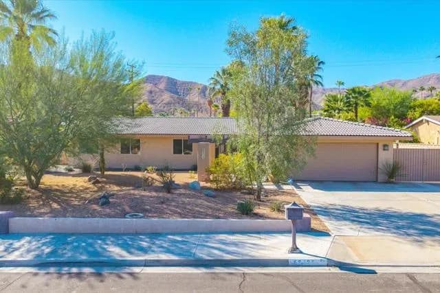 68425 Indigo Ln, Cathedral City, Active - Home for Sale