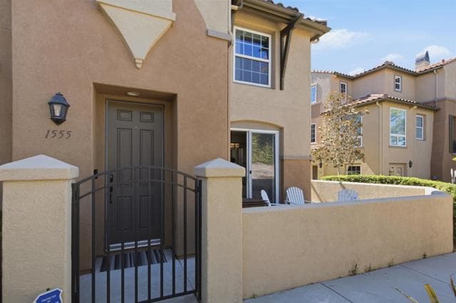 1555 Caminito Zaragosa, Chula Vista, Active - Home for Sale