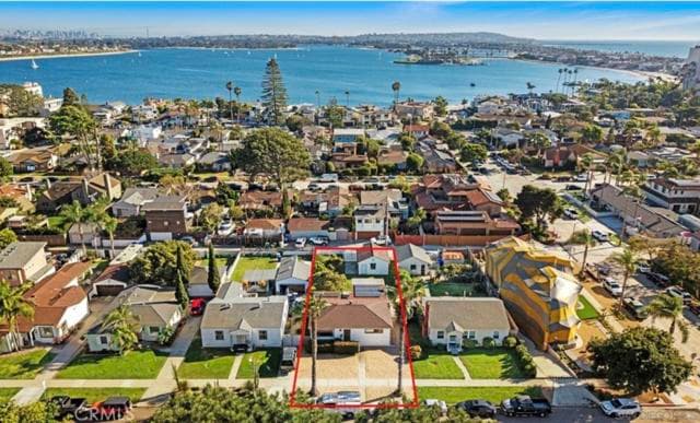 1021 Reed, San Diego, Active - Home for Sale